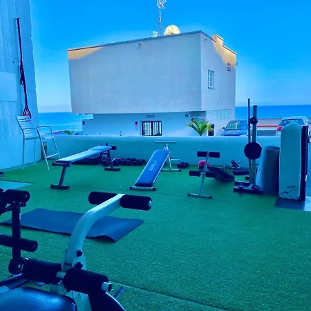 Playa Chica / Playa Gaviotas サンタクルスデテネリフェ