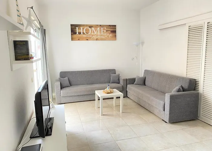 Playa Chica / Playa Gaviotas *