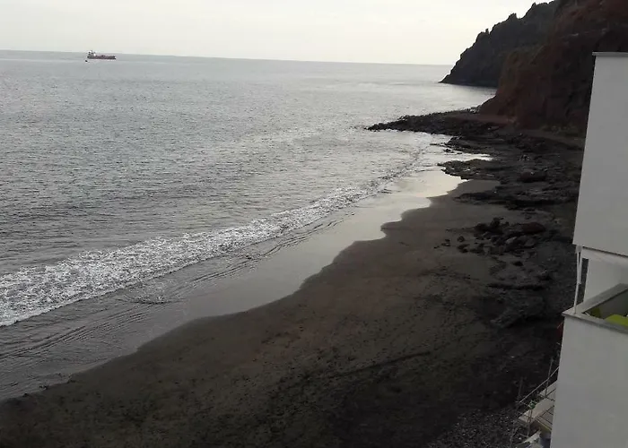 Playa Chica / Playa Gaviotas 圣克鲁斯-德特内里费